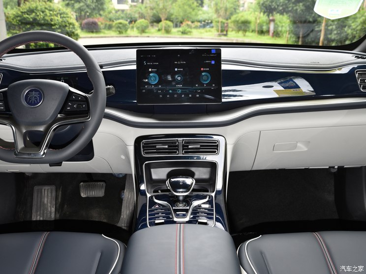 BYD Qin PLUS 2021 EV 500KM luxury model